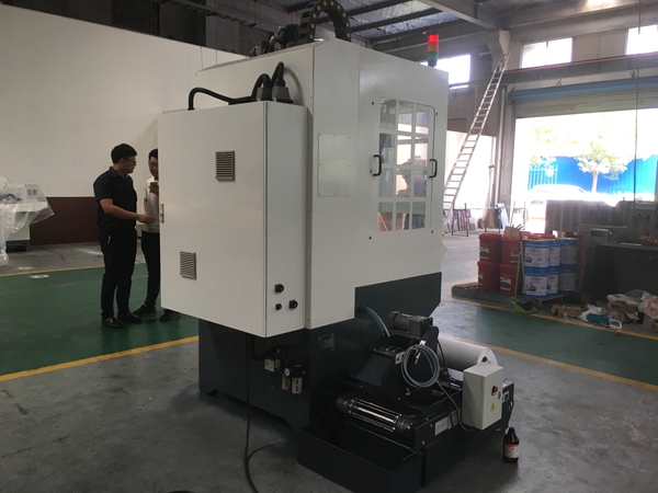 1533527724283171.jpg vertical honing machine 4.jpg